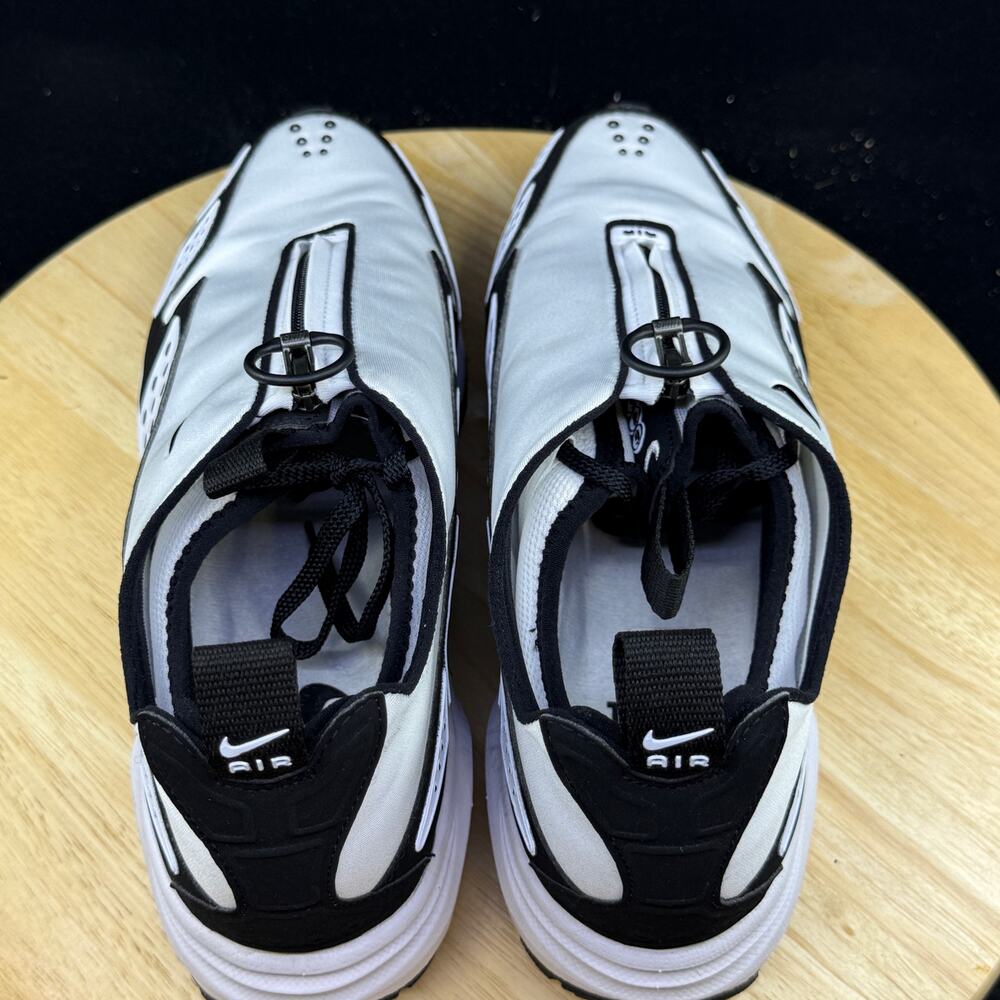 Nike Air Max SNDR Women's Size 11/ Men's Size 9.5 White Black Shoes FZ2068 100 - Picture 8 of 10